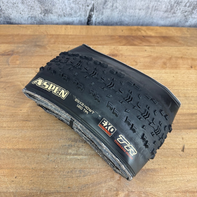 Low Mile! Maxxis Aspen 29″ x 2.4″ Single Tubeless Mountain Bike Tire 819g