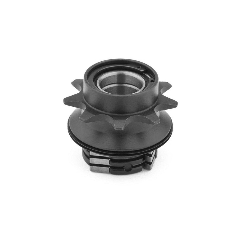 Cinema ZX Driver RHD 9T Black